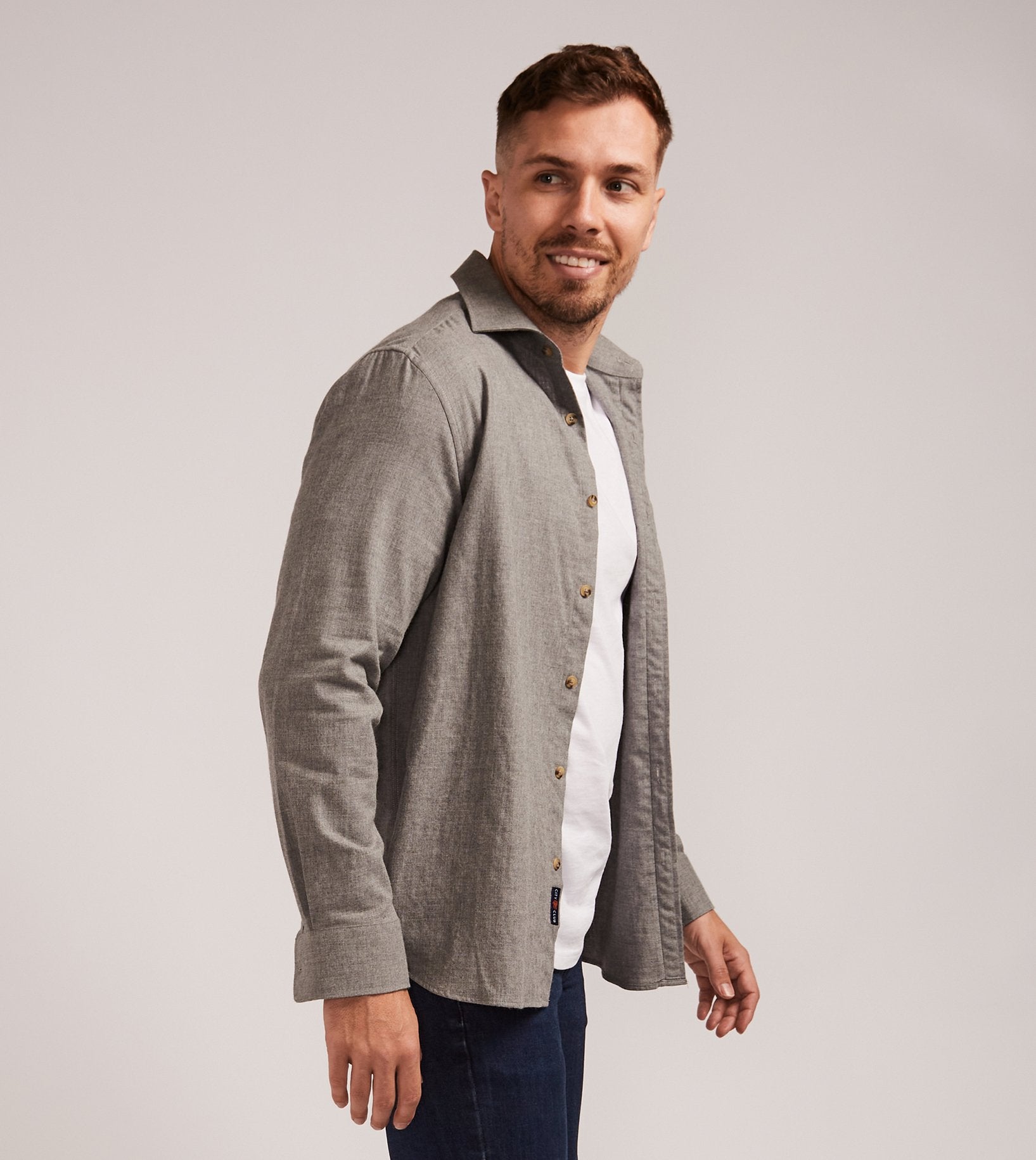 City Club Bellevue Shirt (Smoke)