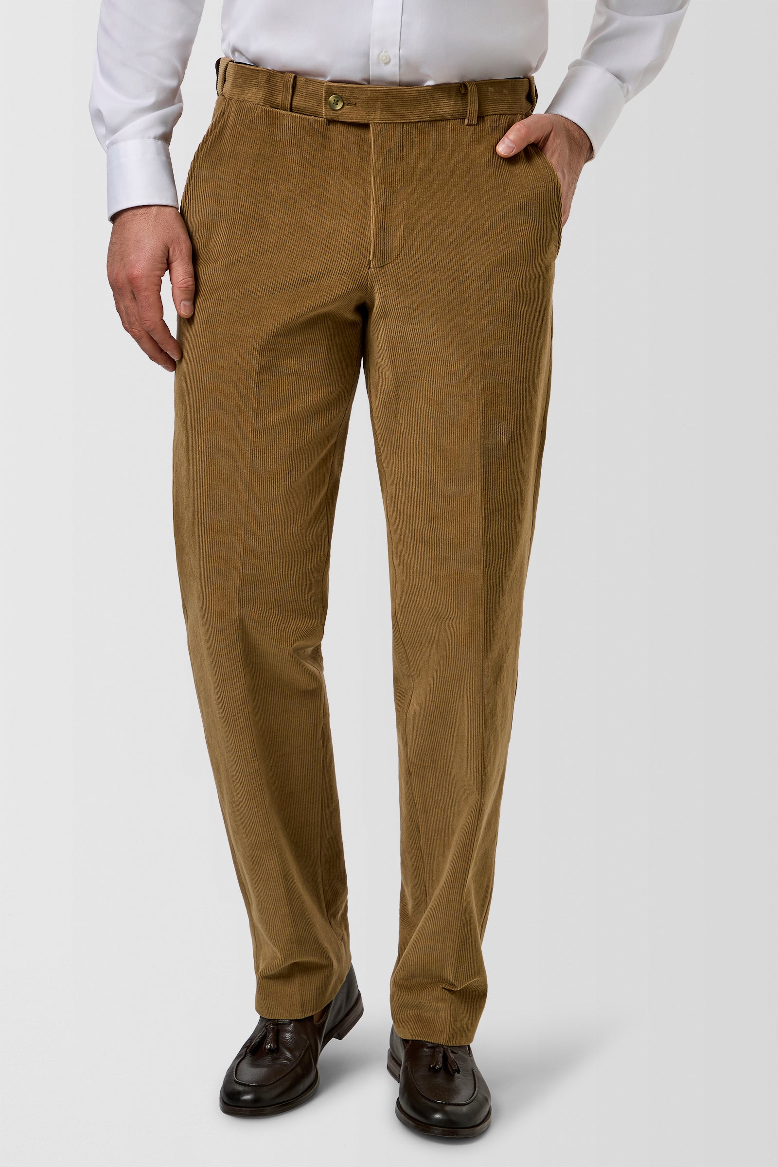 FLP016_SUTTON-12W-CORD-TROUSER_PLTP000019_CAM_1_txe5zt_1787891775